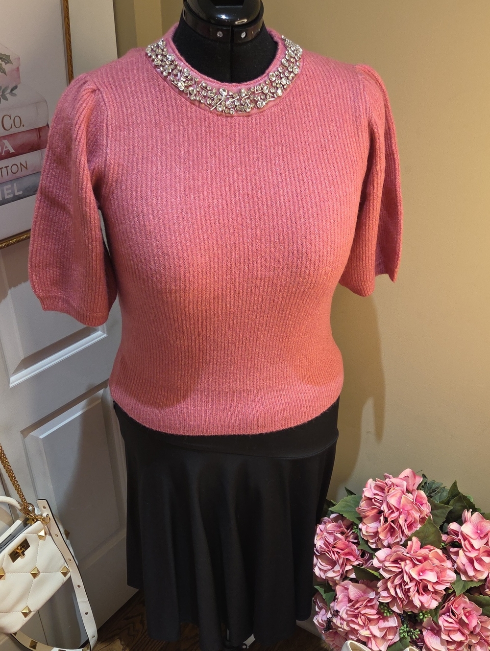 Nwt XL,L CeCe Pink Short-Sleeve Knit Top with Jeweled Collar